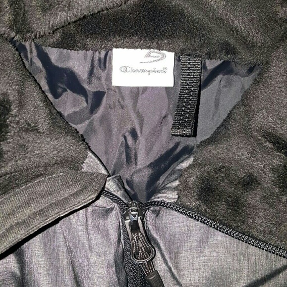 Women's Champion Ventureloft Grey Puffer Vest - Picture 2 of 6